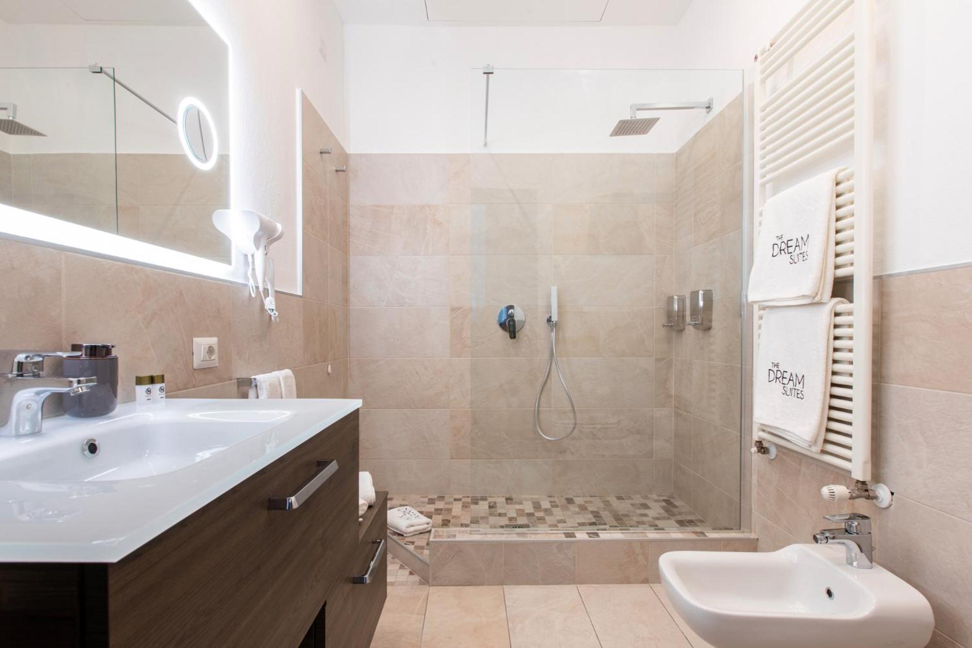 The Dream Suites Милано Стая снимка